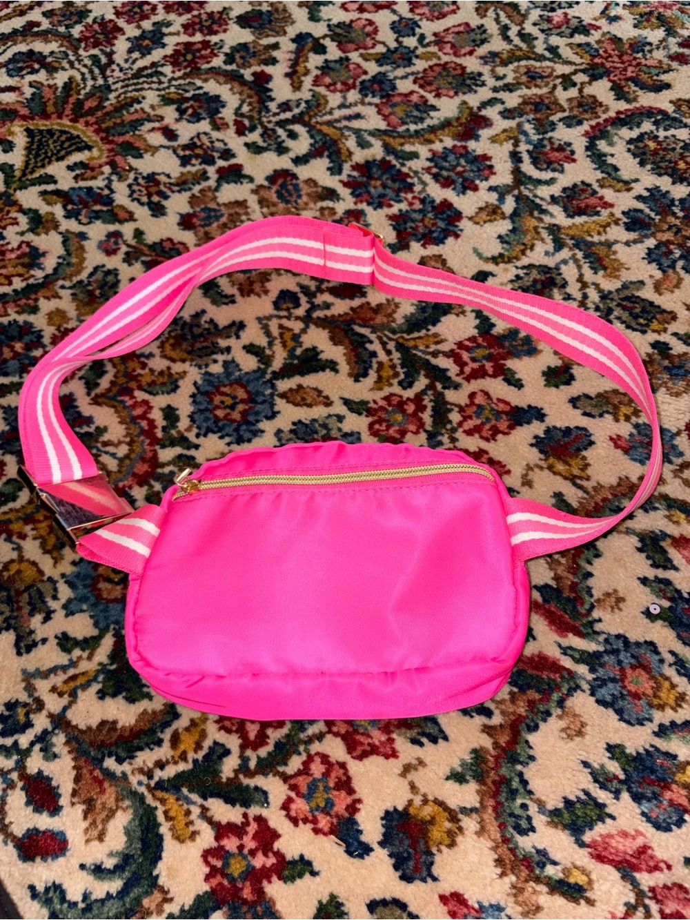 Lilly Pulitzer Hot Pink Crossbody with Gold Medallion - Picture 6 of 6